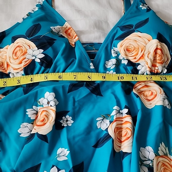 Cupshe Ashley Floral Ruffle Tankini - Picture 11 of 11